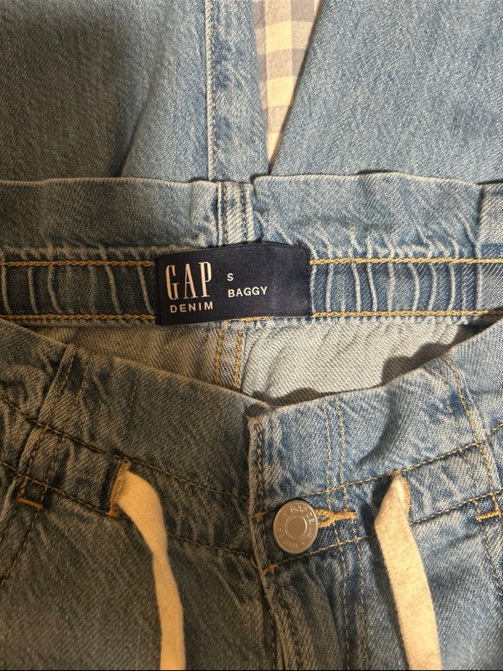 GAP Jeans - Picture 3 of 3